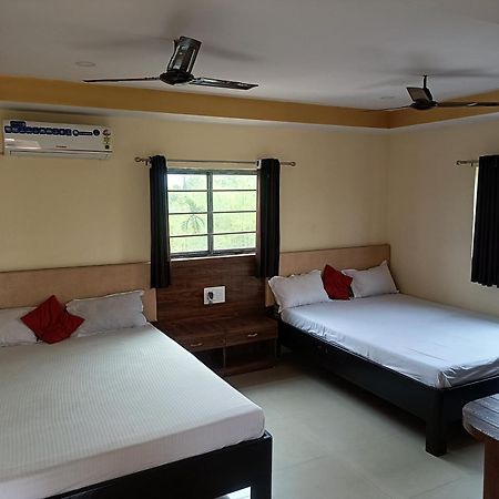 Hotel Knight Inn Airport Guwahati Exteriör bild
