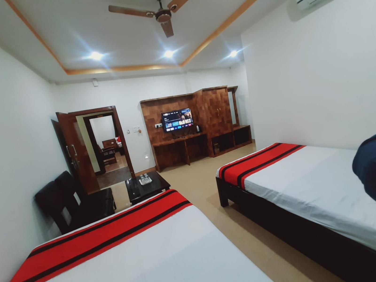 Hotel Knight Inn Airport Guwahati Exteriör bild