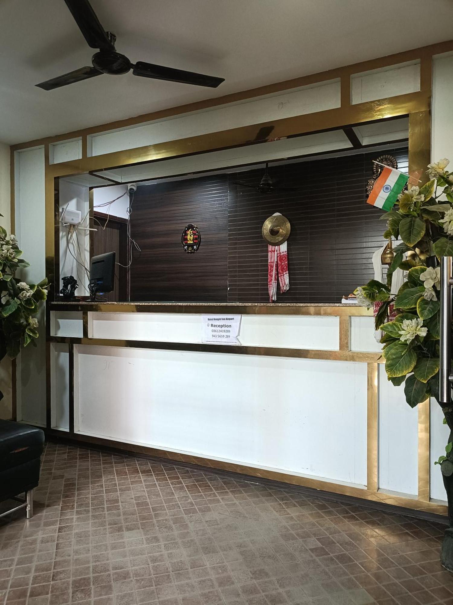 Hotel Knight Inn Airport Guwahati Exteriör bild