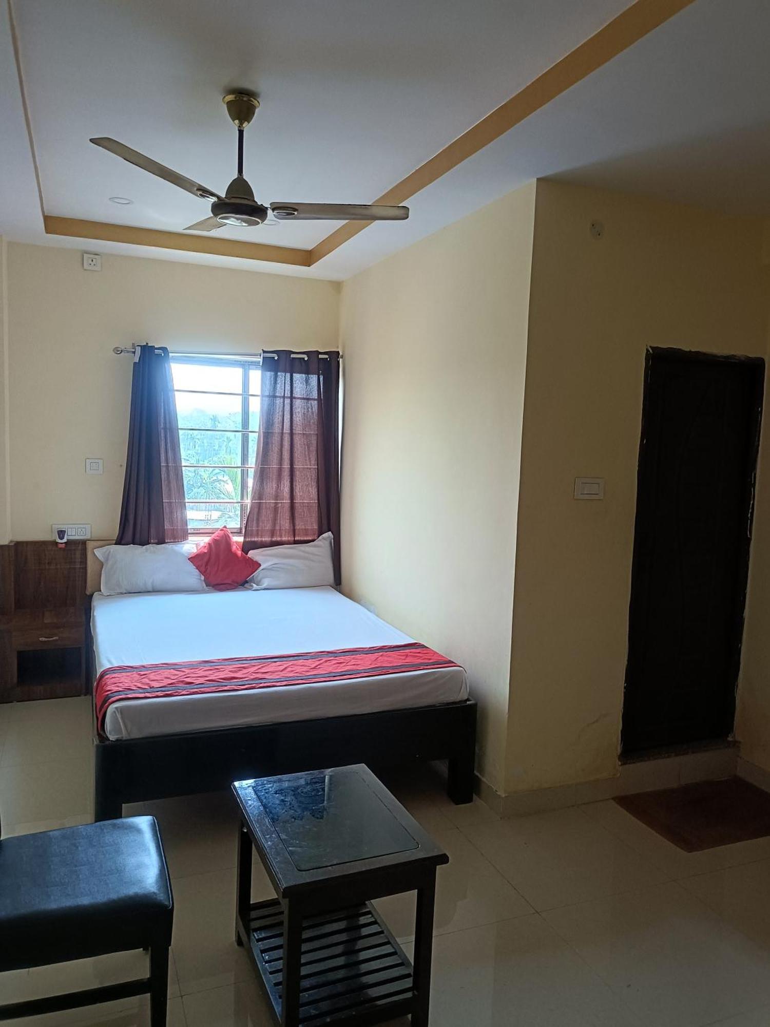 Hotel Knight Inn Airport Guwahati Exteriör bild